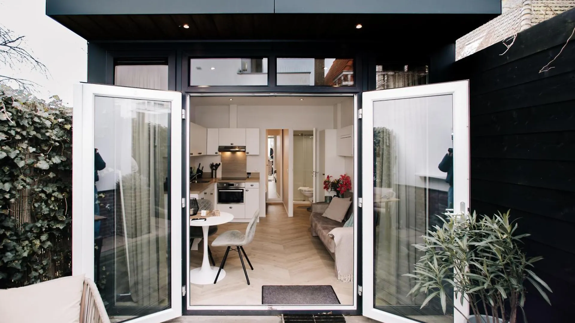 Suite 55, Free Parking Zandvoort Lägenhet